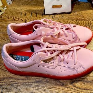 Adidas Sleek Women’s Sneakers. Color is called Diva/Red. Size 91/2